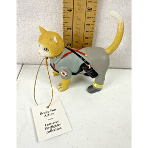 Hamilton Furr-Ever Firefighter Collection READY FURR ACTION FIGURINE W TAG #0481